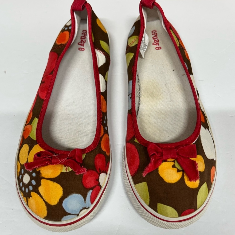 Crazy 8 Red and Yellow Slippers Vibrant and Comfortable Youth 6